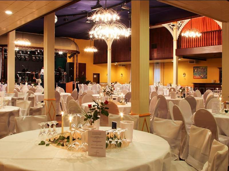 Hotel Im Schuetzenhof, يفير المظهر الخارجي الصورة